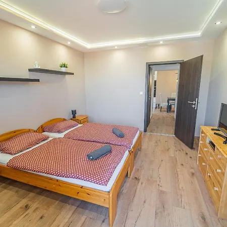 Idevar-lak Apartment *